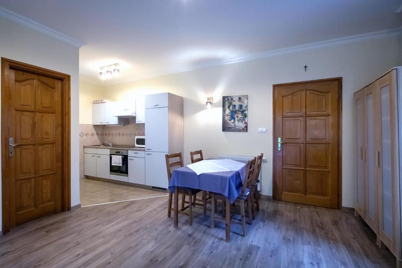 Dreiszker Apartmanház Olmod Exterior foto